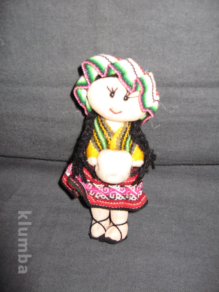 Мягкая куколка в национальном костюме фото №1