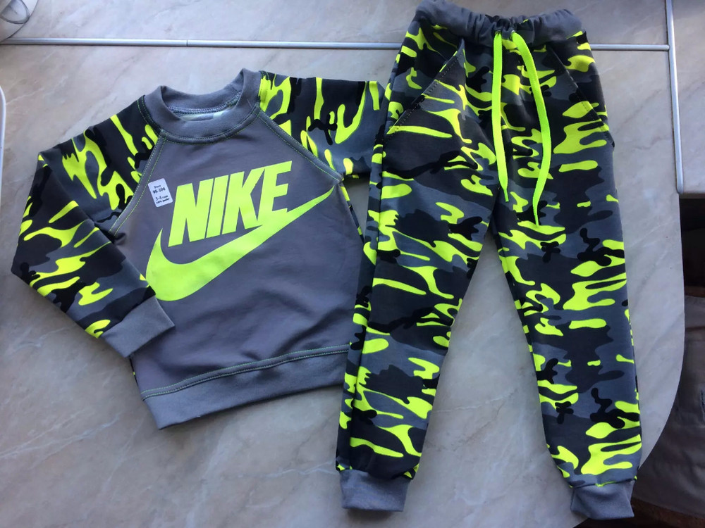 Nike Camouflage костюм