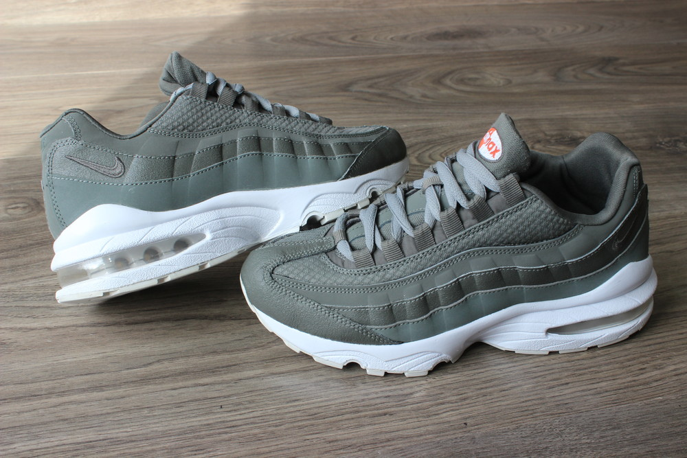 Air 95. Air Max 95 рефлектив. Nike 95 Reflective. Nike Air Max 95 Reflective. Nike Air 95 Reflective.