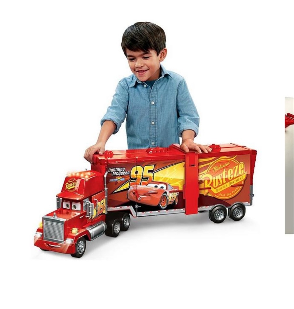 Запусти машинки. Грузовик Mattel Disney Pixar cars super track Mack Hauler & Playset. Трейлер Мак молния Маккуин. Cars игровой набор трансформирующийся Мак. Мак трейлер Маквин.