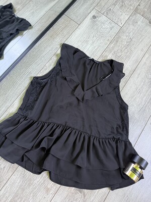 Розпродаж магазину! Обалденна блуза гипбр рюші валан колір чисто чорний камера не передає