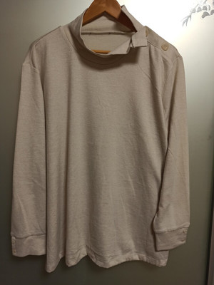 Кофта гольф тонкой вязки