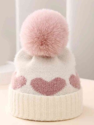 Крутая тёплая белая шапка. без следов носки