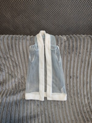 Нарядная жилетка с капюшоном( сетка+ иск.мех) на девочку 1,5-2года, р.86/92