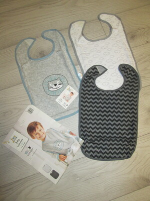 Набір із трьох слинявчиків для хлопчика