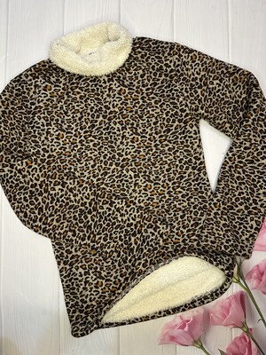 Теплий гольф - кофта на дівчинку. Розмір 128-134см.