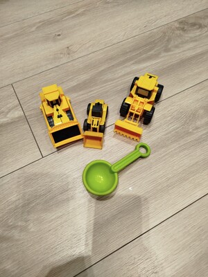 Дуже багато лотів -заходьте:) набір для пляжу